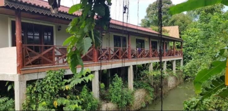 Maylyn Guesthouse Ванг Виенг Екстериор снимка